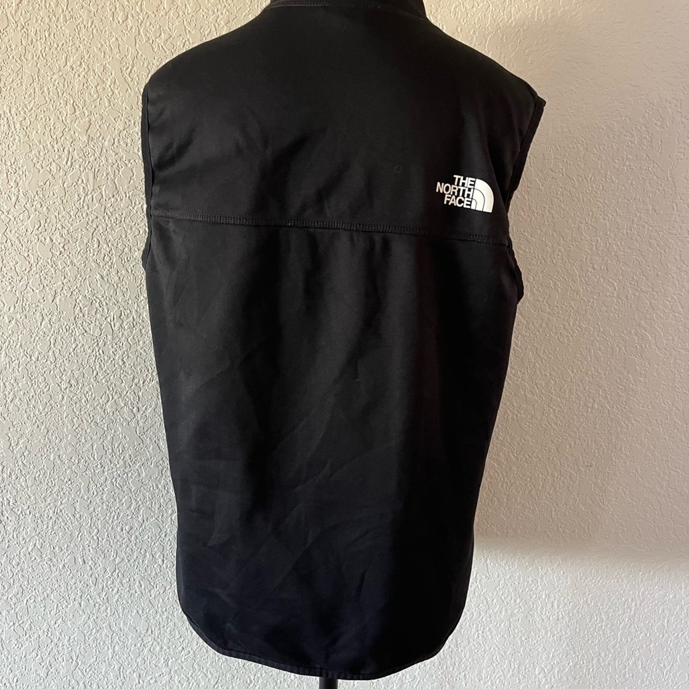 The North Face Men's Black Vest